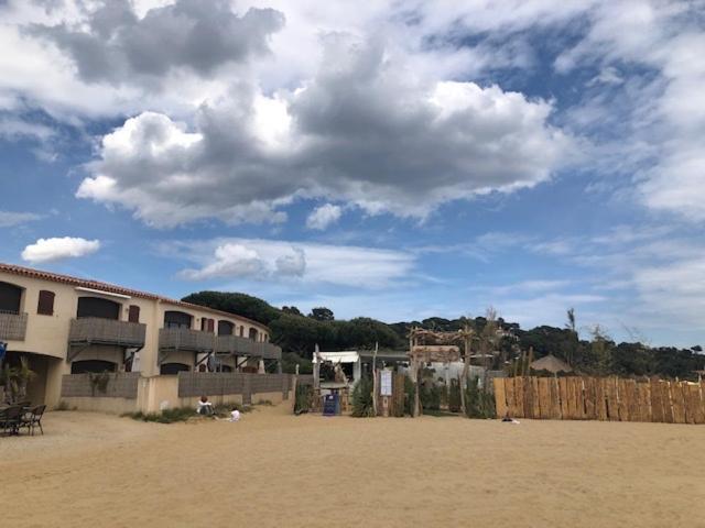 Appartement Face A La Mer ラ・クロワ・ヴァルメ エクステリア 写真